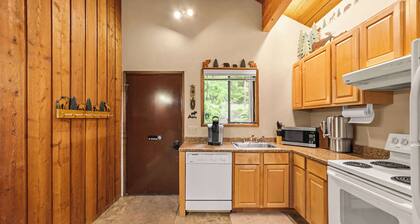 Limber Pine Townhome and 2bdr Stay