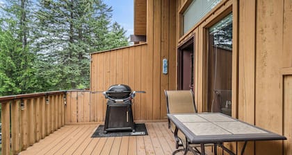 Limber Pine Townhome and 2bdr Stay