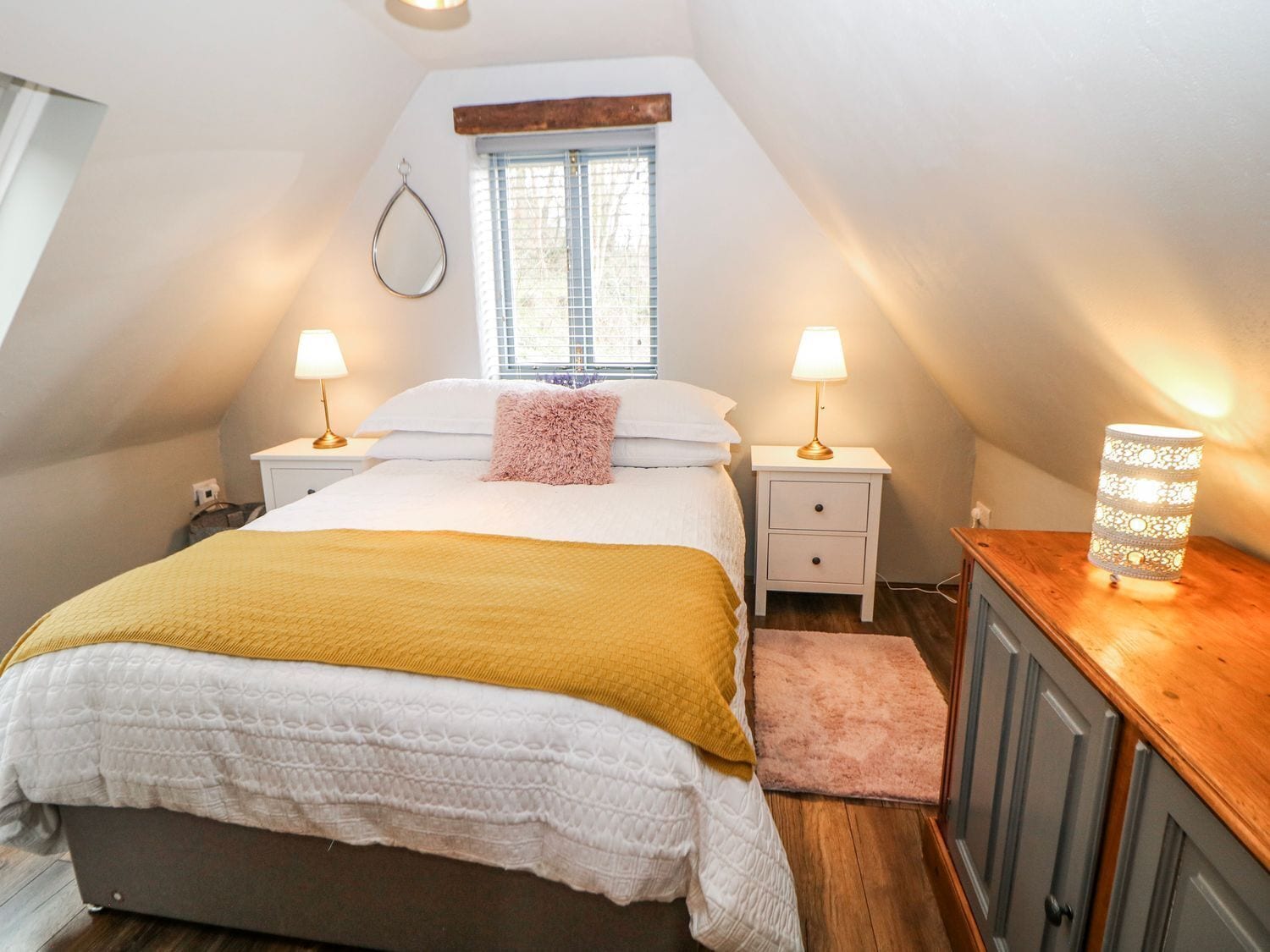 1 bedroom, free WiFi, individually decorated, individually furnished