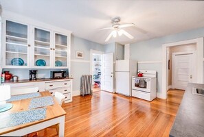 Coffee/tea maker, fridge, microwave, oven