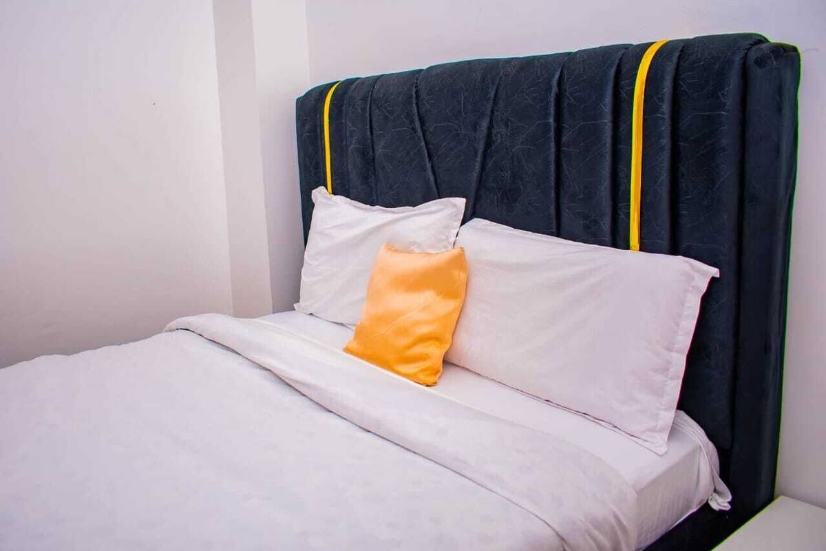 Classic Apartment, Balcony | Desk, laptop workspace, iron/ironing board, free WiFi