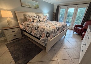 WiFi, bed sheets - Safe & Sound (Biloxi)