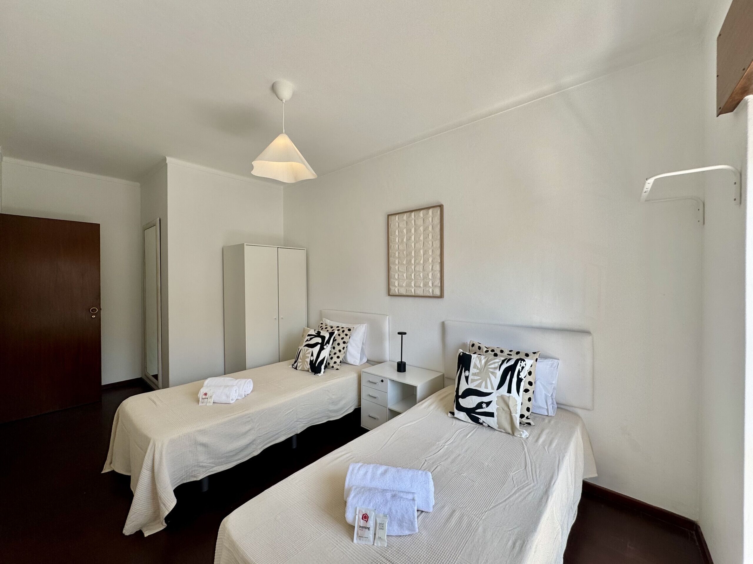 2 bedrooms, bed sheets