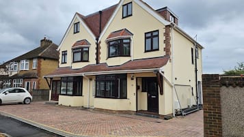 Huis, 5 slaapkamers | Exterieur