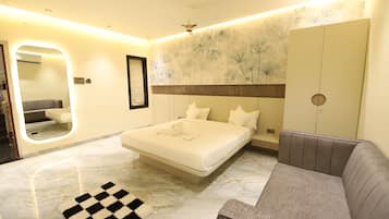 Executive Room, Balcony, City View | Desk, laptop workspace, free WiFi