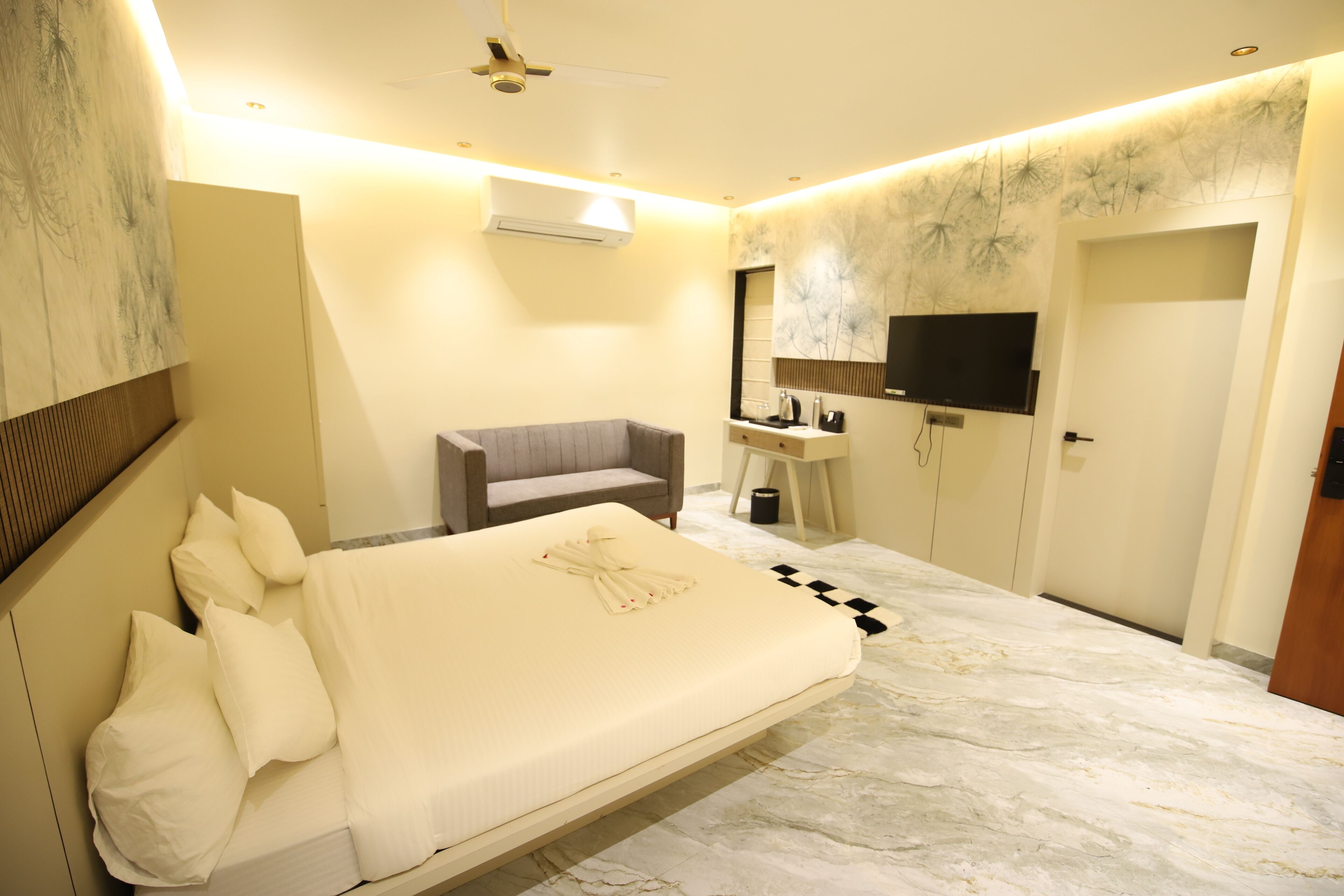Executive Room, Balcony, City View