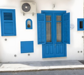 Exterior detail - "Rada37-Sferracavallo" Apartment with Wi-Fi and Air Conditioning (Palermo)