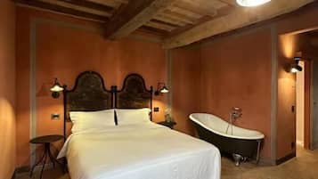 Deluxe Double Room, Garden View | WiFi (free)