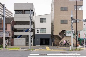 Exterior - NEW! Near Asakusa & Skytree | Sleeps 4 | Free WiFi (Sumida City)