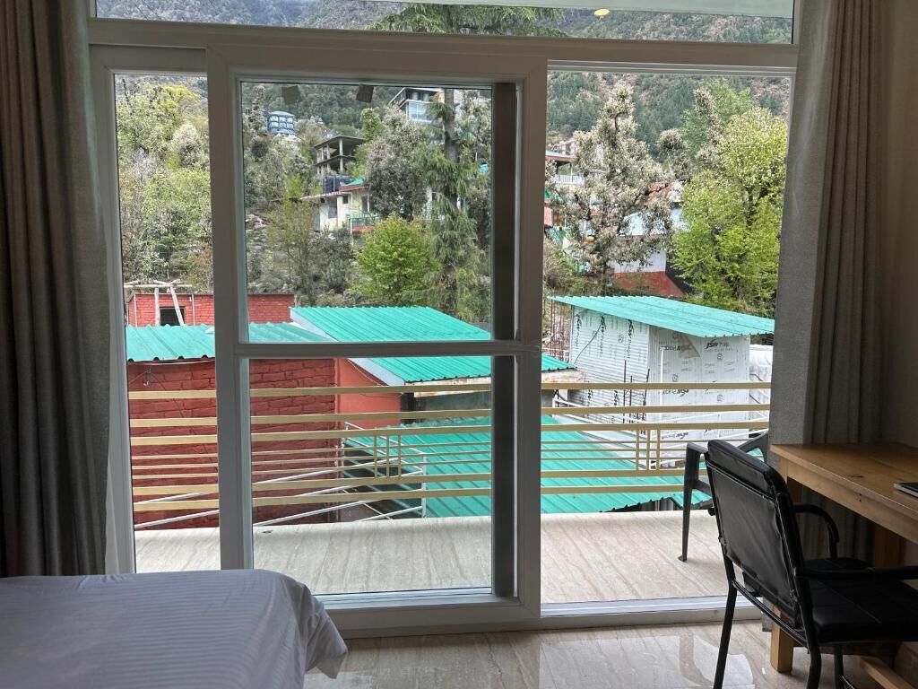 Deluxe Double Room, Balcony, Mountain View | Desk, laptop workspace, WiFi (free)