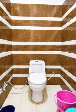 Standard Double Room, Air conditioning | Bathroom - Hotel Varuna Stay Varanasi  (Varanasi)