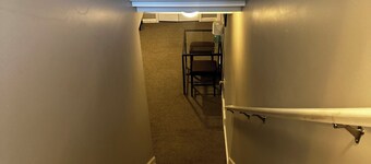 Cozy Redford Getaway • Near Detroit & DTW Airport