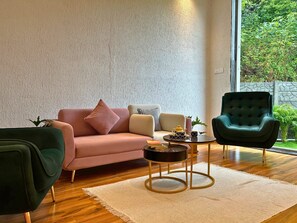 Living area - Coastal Lake (Mawal)