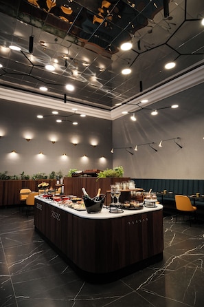 Desayuno buffet incluido todos los días 