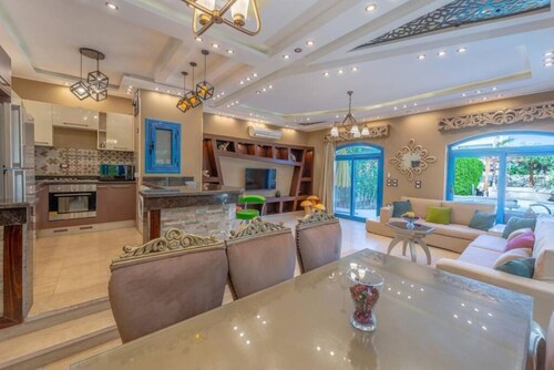 Spacious villa with private pool