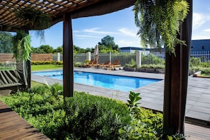 Outdoor pool - Regal Inn Ballito (Ballito)