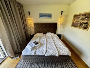 5 chambres, fer et planche à repasser, Wi-Fi, literie fournie