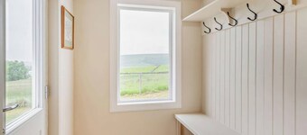 Upper Hillside Cottage