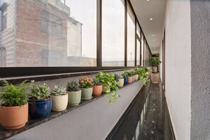 Lobby - Golden Key - Adarsh Nagar I Near Maxx & Fortis Hospital (New Delhi)