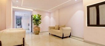 Golden Key - Adarsh Nagar I Near Maxx & Fortis Hospital