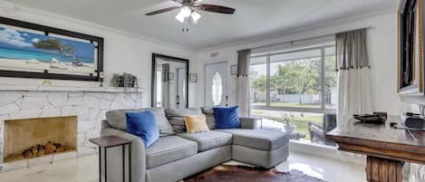 House (3 Bedrooms) | Front of property