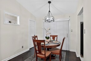 House (3 Bedrooms) | Interior - Golf & Chill! Family-friendly Augusta Home (Augusta)