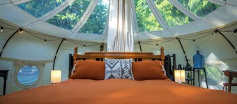 Stargaze and Swim at the Hideout - Luxury Glamping