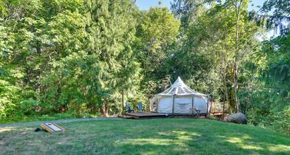 Stargaze and Swim at the Hideout - Luxury Glamping