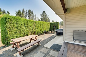 Interior - Fish Lake Roosevelt! Mtn-view Home w/ Game Room (Davenport)