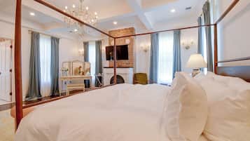 House (Multiple Bedrooms) | Interior