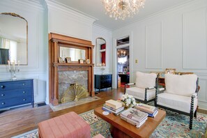 Maison (Multiple Bedrooms) | Intérieur