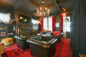 Nhà (Multiple Bedrooms) | Nội thất