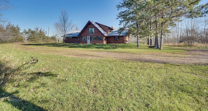 Secluded Log Cabin < 1 Mi to Munger State Trail!