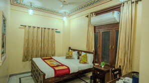 Ảnh chưa phân loại, 3 trong số 14 ảnh, nút