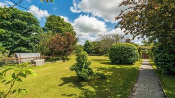 Khuôn viên nơi lưu trú