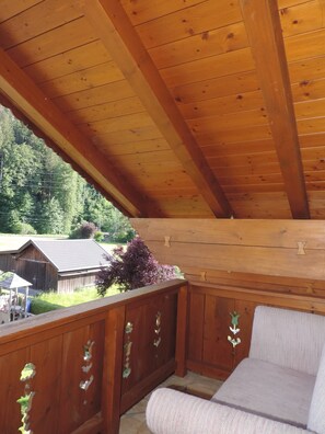 Property grounds - Apartment 'Zum Rießacker' with Mountain View and Wi-Fi (Garmisch-Partenkirchen)