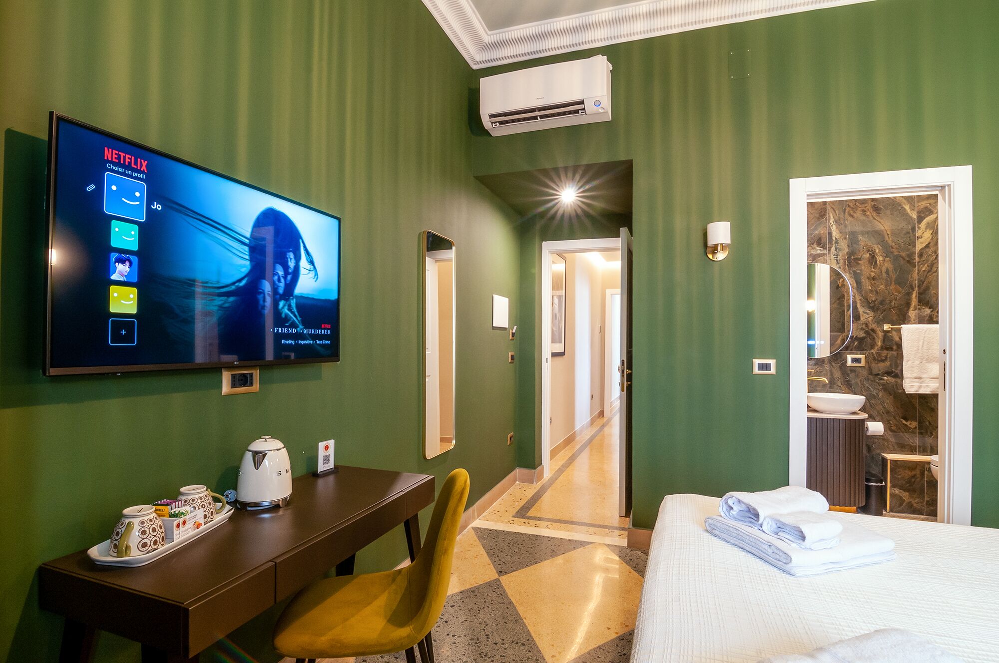 Deluxe Double Room, Balcony, City View | In-room safe, desk, blackout drapes, soundproofing