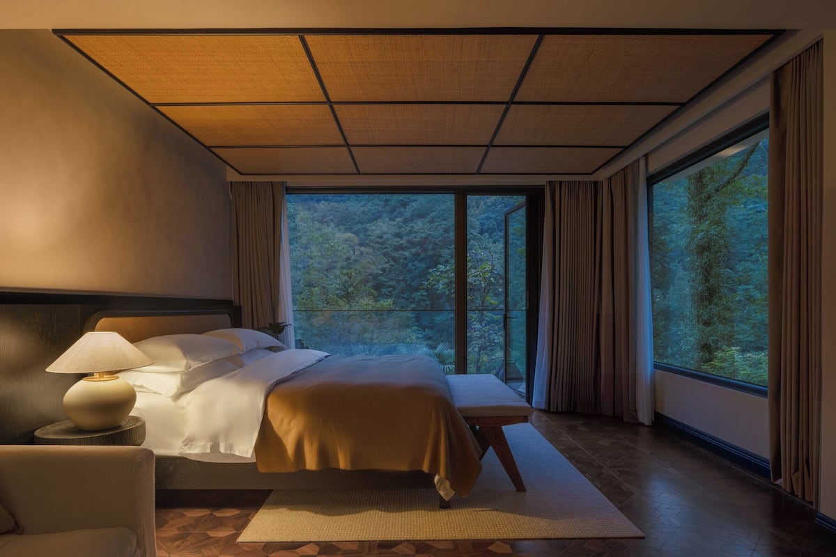 Panoramic Double Room, Hill View | Premium bedding, desk, laptop workspace, blackout drapes
