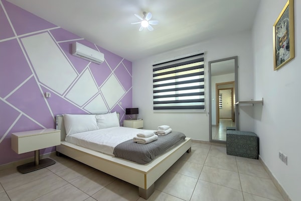 Family Resort Apt With Pool Sleeps 6 - Nissi Beach