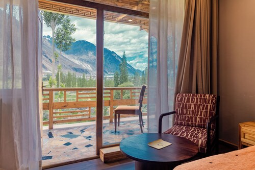 Aksai Boutique Hotel
