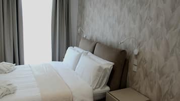 Deluxe Double Room, Balcony | In-room safe, WiFi (free)
