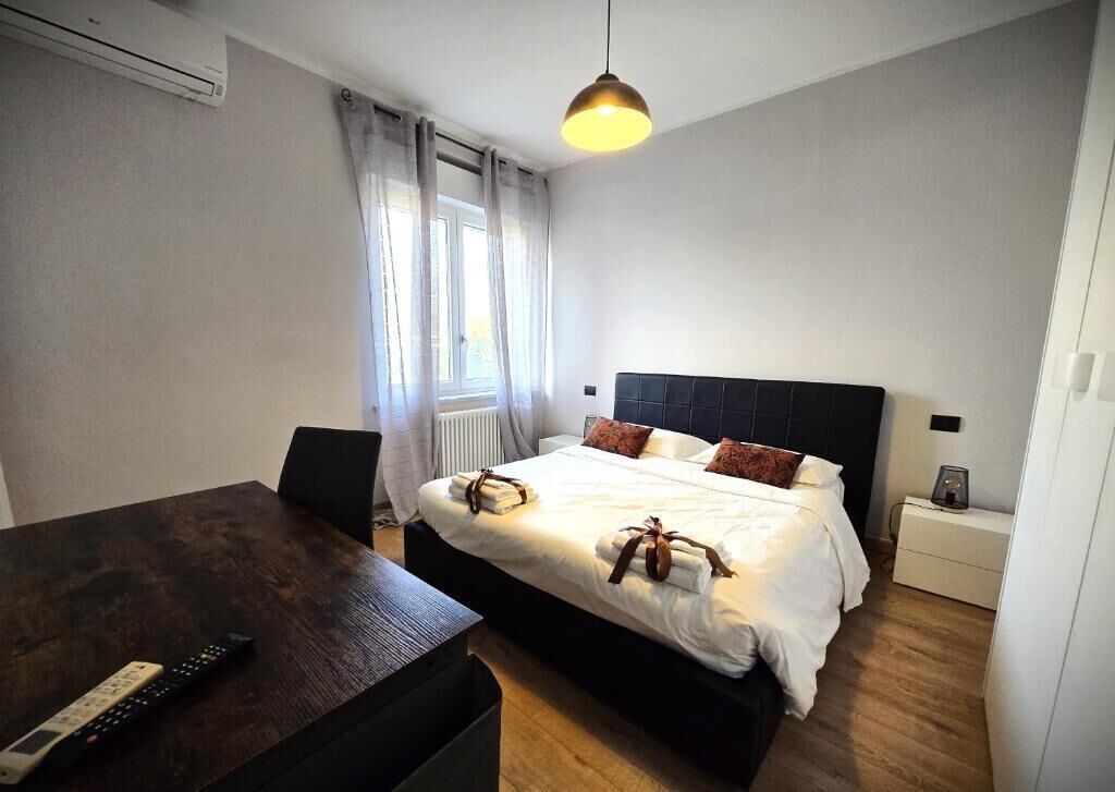 Comfort Apartment, Mountain View | Premium bedding, down duvets, memory-foam beds, in-room safe