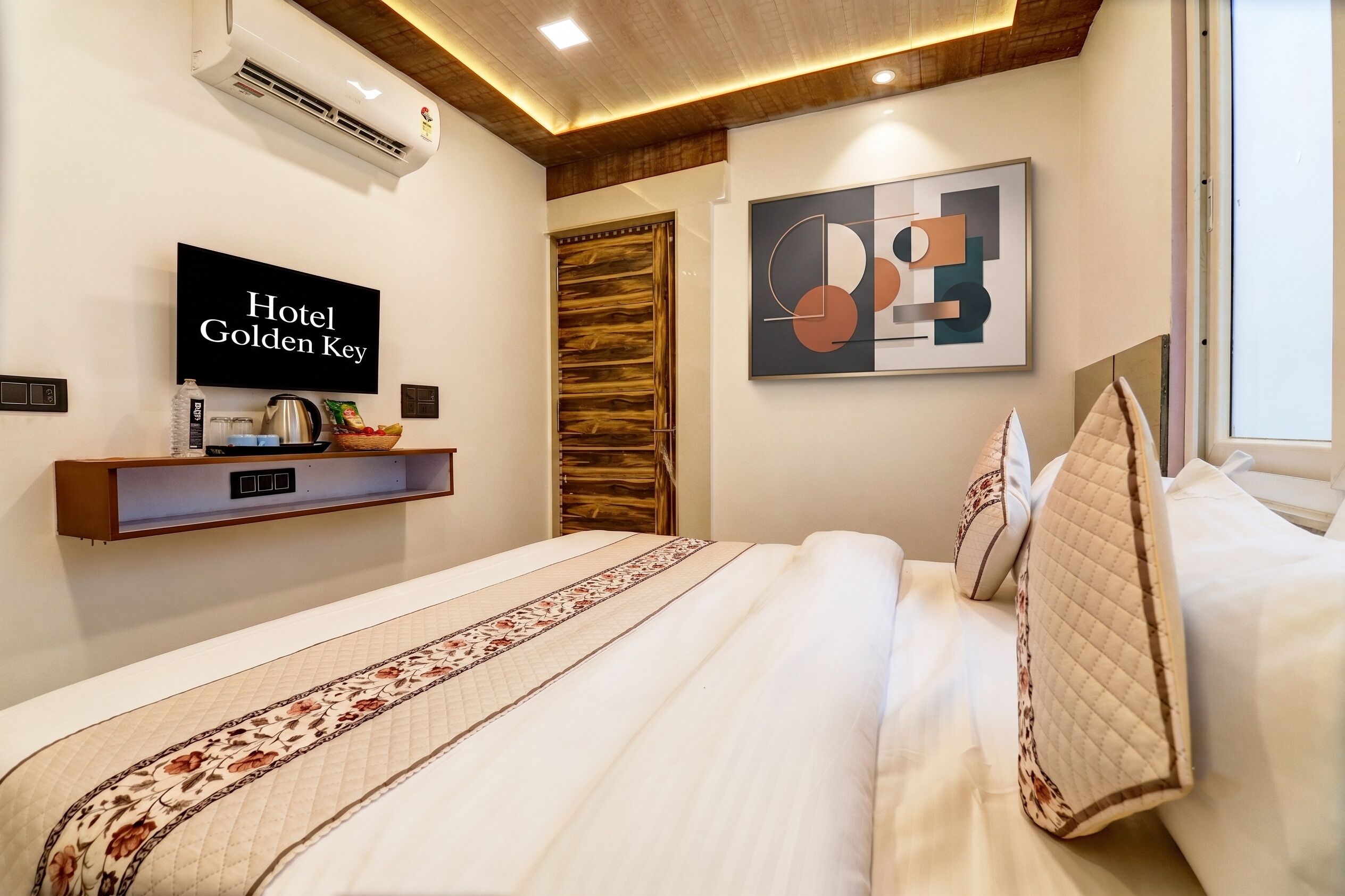 Habitación doble superior | Ropa de cama hipoalergénica y escritorio