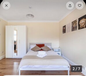 Room - Lovely Wimbledon Flat. (London)