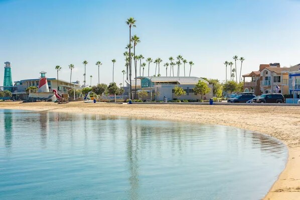 Beach - Steps To Marina Park/Newport Bay Channel (Newport Beach)