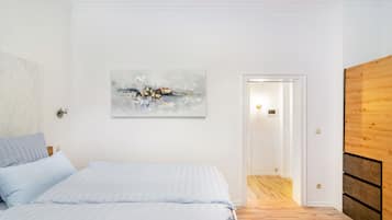 1 habitación, wifi y ropa de cama