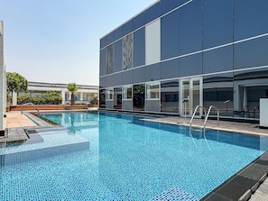Pool - Amazing DIFC Studio, 9 Min to Burj Khalifa (Dubai)