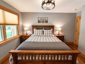 Unclassified image, 2 of 27, button - North Conway Cabin Retreat Near Story Land & Skiing - Family & Pet friendly  (Bartlett)