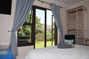 Room, 2 Bedrooms, Patio, Garden View