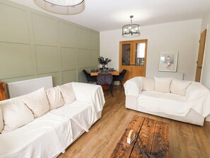 Living area - The Greenway (Darlington)